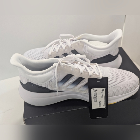 New Adidas White Black Running Shoes Men's 11 EQ21 RUN Running Sneaker Gym Comfy - Picture 3 of 11